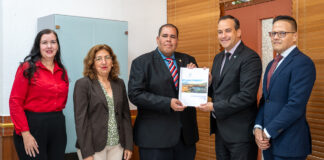 Minister Geoffrey Wever: Cuenta Anual 2025 di Pais Aruba entrega na Algemene Rekenkamer
