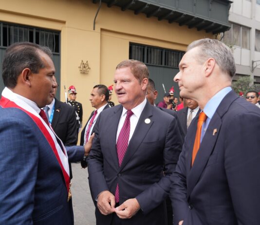 Diputado Peruano ta explora pa extende e lasonan entre Aruba y region La Libertad