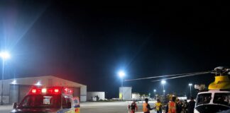 Helicopter di Wardacosta ta evacua persona for di riba barco crucero
