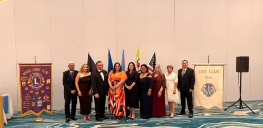Aruba Lions Club a instala su board nobo pa e aƱa leonistico 2026-2027Ā