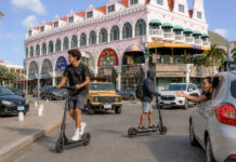 Prohibicion di e-stepnan no ta algo solamente na Aruba sino ta un tendencia internacional y ta proteha siguridad publico
