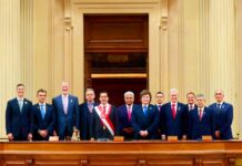 Prome Minister Mike Eman presente na instalacion di Presidente Keiko Fujimori na Peru