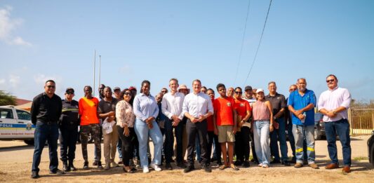 Gobierno ta invita comunidad pa uni forsa: Sector priva tambe ta asumi responsabilidad pa tene nos isla limpi: Accion nacional pa haci Aruba limpi