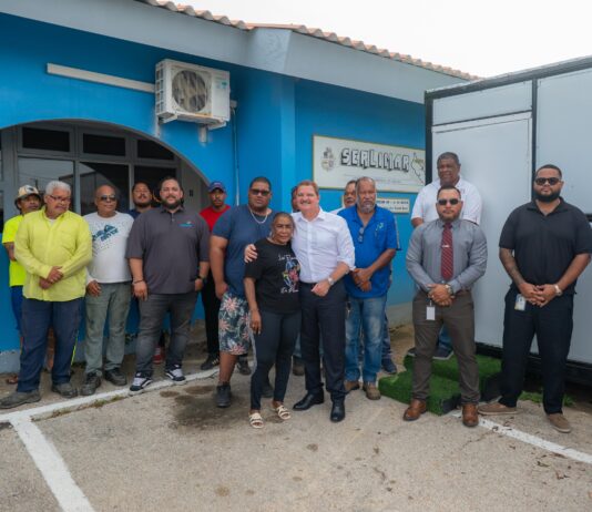 E ploegnan di Serlimar ta uni na Dia Nacional pa Cuida Aruba