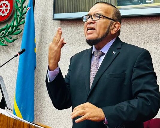 Parlamentario Endy Croes: E Reunion publico no a trece claridad; e falta di transparencia riba e contract di 2.1 miyon pa Ecotech ta persisti
