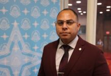 Parlamentario Eduard Pieters (PPA): “Aruba no ta falta di hende cu kier yuda, sino di direccion. Nos no por laga e profesionalnan y e boluntarionan sigui carga e lucha nan so!”