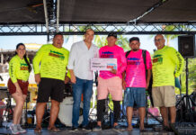Minister Geoffrey Wever ta honra piscadonan durante celebracion di Dia di Piscado
