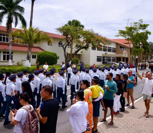 Cuerpo Policial Aruba den celebracion di 40 aniversario: Minister Dowers ta reafirma compromiso pa fortalece e cuerpo cu mas polis