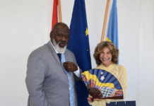 Bishita di cortesia di Minister Plenipotenciario di Curaçao