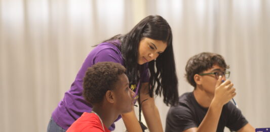 Heart-Centered Leadership Foundation ta presenta tayer pa hoben: “Mindset Matters”