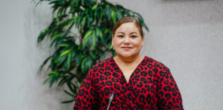 Parlamentario Shailiny Tromp-Lee: Reces a pasa, pero ainda ta reina un silencio total di parti di Gobierno riba e ley di HOFA! Discucion entre AVP-Futuro ta continua pa loke ta trata HOFA y e bienestar general y di pais ta keda poni un banda