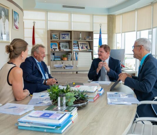 John van der Zwan y delegacion na Aruba: Cooperacion den Reino ta fortalece preparacion pa situacionnan di crisis