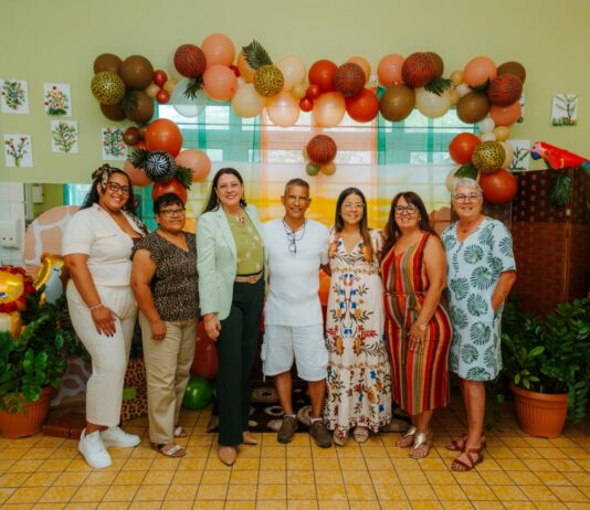 Club Kibrahacha: Summer Camp pa adulto mayor cu bishita di Minister Wyatt Ras