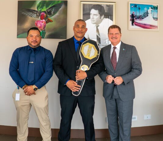 Prome Minister Mike Eman ta desea Mayvir Orman hopi exito den su proximo reto internacional