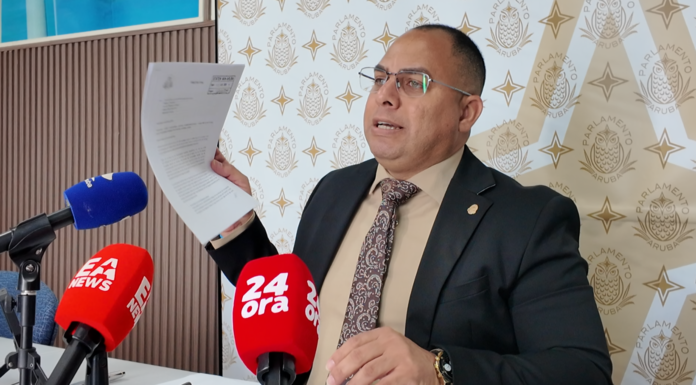 No criminalisa mi trabou riba un contracto multimiyonario cu supuestamente abo a haci” Eduard Pieters ta