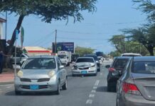 Chauffeur no a regula su velocidad ni a mantene distancia a bay dal tras di auto na Shaba