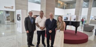 Parlamentario ing. Carlos Bermudez ta conoce Hospital Internacional de Colombia na Bucaramanga