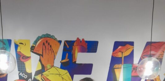TACO BELL CU BON SERVICIO Y DUSHI TACOS