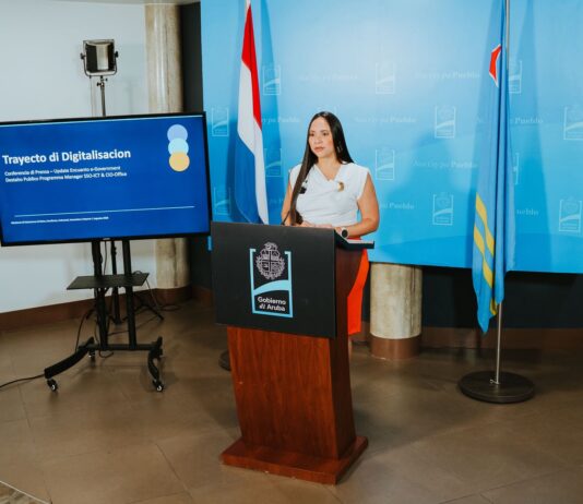 Minister Gerlien Croes: Aruba ta pone fundeshi pa un Gobierno Digital sostenibel