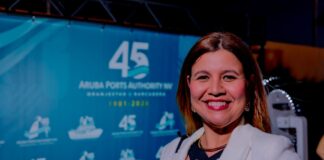 Parlamentario Jennifer Arends-Reyes: “45 aña di Aruba Ports Authority un pilar importante pa conectividad y desaroyo di Aruba”