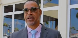 Parlamentario Clifford Heyliger: âAruba no por limita su propio desaroyo door di tene su profesionalnan abouâ