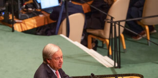 Minister Dowers hunto cu delegacion di Reino presente na prome dia di Asamblea General di Nacionnan Uni