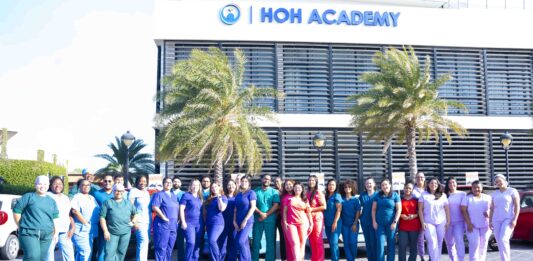 HOH orguyoso di 37 studiante cla pa eleva conocemento: HOH Academy ta ofrece mas oportunidad pa siƱa y specialisa