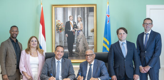 Minister Geoffrey Wever ta fortalece proteccion di consumidor cu protocol entre Gobierno y AFTA