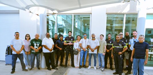 Oportunidad unico na otro band’i mundo: Mas polis di Aruba ta sigui haya oportunidad na Abu Dhabi pa desaroyo policial