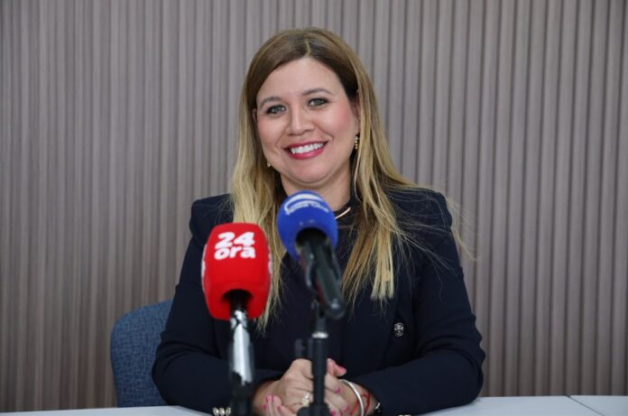 E oportunidadnan despues di scol mester crece hunto cu nos hobennan