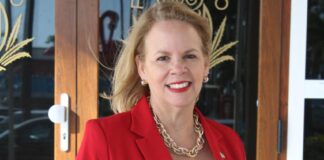 Evelyn Wever-Croes: Aruba ta den crisis, y gobierno su prioridad ta pa hisa salario di director