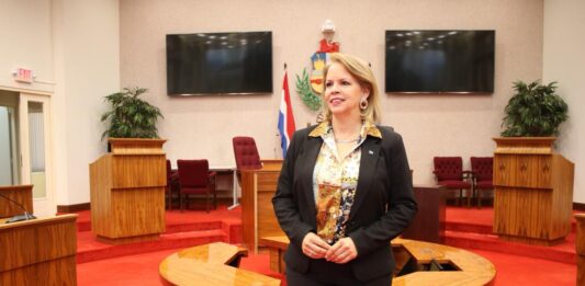 Evelyn Wever-Croes: E problema di UTV/ATV ta e prijs di 500 dia gobierno AVP/FUTURO: Un gobierno cu no ta tuma decision, pero ta laga otro dicidi pa nan
