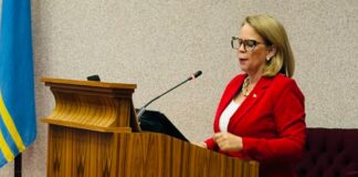 Evelyn Wever-Croes: “Parlamento di Aruba ta stroba oposicion eherce control riba gobierno. sin control no tin democracia”