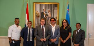 Gobierno y UTVâs/ATVâs tour operators ta firma protocolo pa fortalece dialogo riba turismo y cuido di nos naturalesa