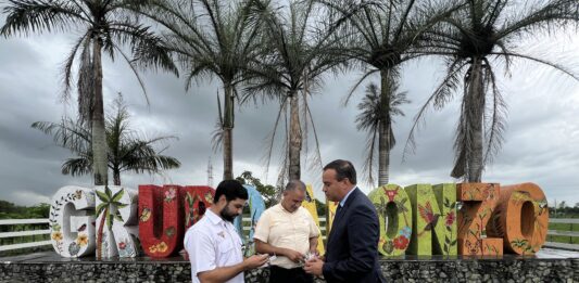 Minister Geoffrey Wever ta habri caminda pa mas importacion di carni for di Republica Dominicana