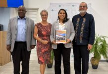 Jeanelij Quandt a gradua como Bachelor den Organization, Governance and Management (OGM)