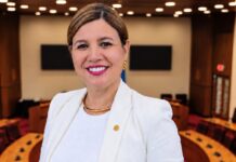 Jennifer Arends-Reyes re-elegi presidente di dos comision clave di Parlamento