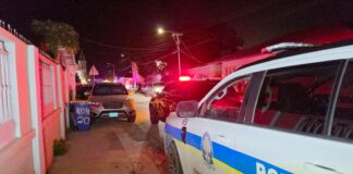 Dama herida cu un arma di candela durante di un pelea formal den Koningstraat!