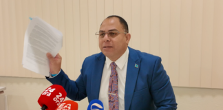 Parlamentario Eduard Pieters: āSupervision si! Pero ancra den nos propio ley y no pasa riba Parlamento di Arubaā