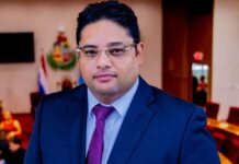 Parlamentario John Hart ta solicita debate parlamentario tocante estado, capacidad y plan di Cuerpo Policial Aruba