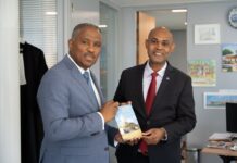 Minister Dowers a reuni cu Presidente di Corte Comun na Corsou