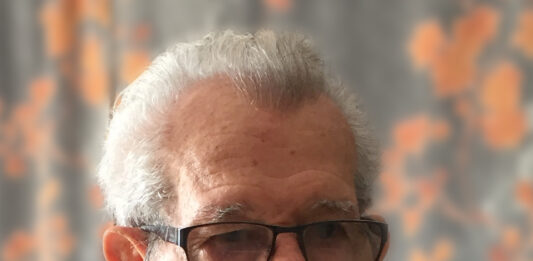 āBida un tempo na Boegoeroeiā: E memorianan di seƱor Vivienno Frank sr.