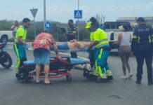 Dama herida den accidente di brommer ariba Rotonde di Balashi
