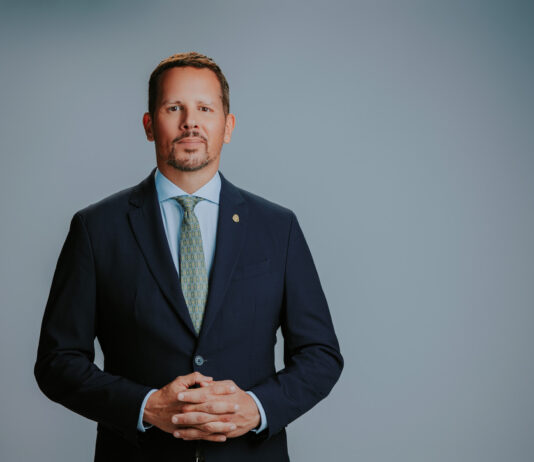 Ken lo paga e prijs di e aumento di salario minimo?Ā