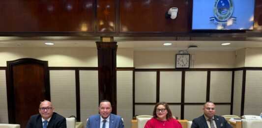 Parlamentario Endy Croes: Reunion di Tripartiet na Corsou tabata exitoso y a avansa imenso cu e geschillenregeling