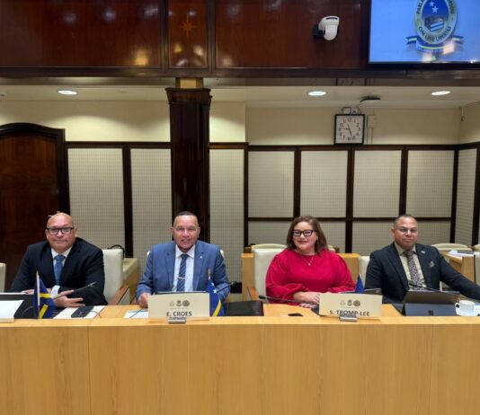 Parlamentario Endy Croes: Reunion di Tripartiet na Corsou tabata exitoso y a avansa imenso cu e geschillenregeling
