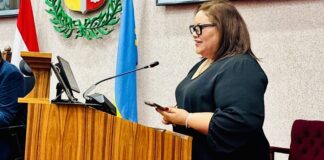 Shailiny Tromp-Lee ta haci traspaso oficial di CFOCS pero te cu awe 30 di september e presidente nobo no a yama ni un di e reunionnan di urgencia; E parlamentario ta cuestiona e “politica nobo” y e falta di accion di Fraccion di FUTURO