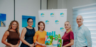 A.T.A. y Aruba Excellence Foundation ta sigui fortalece excelencia den servicio: A firma di cuatro acuerdo garantisando continuacion di e Aruba Certification ProgramĀ