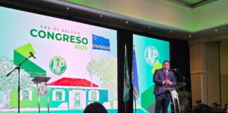 Parlamentario John Hart: โAVP a nace pa traha historia, nos ta parti di historiaโ