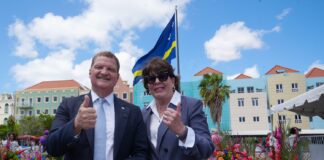 Prome Minister Mike Eman na celebracion di Dia di Corsou: Progreso y autonomia mester traduci den bienestar pa tur ciudadano
